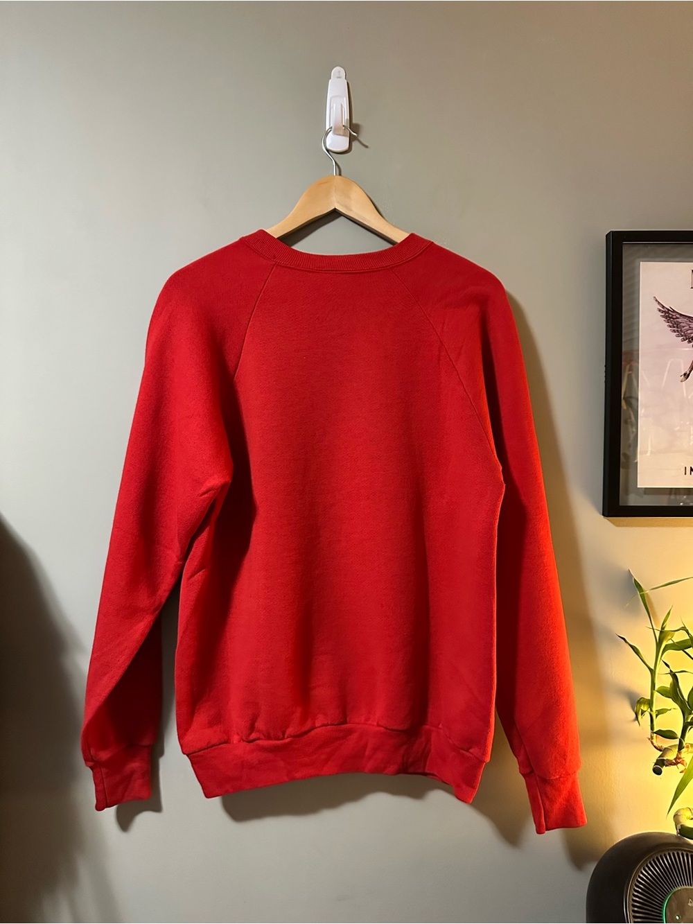 Vintage Calgary Fruit of the Loom Red Graphic Crewneck Sweatshirt Made in USA - Picture 4 of 4